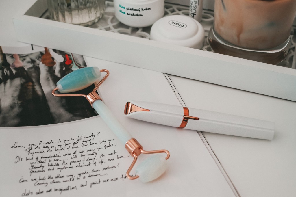 Faceroller und Haarentferner von Zoë Ayla