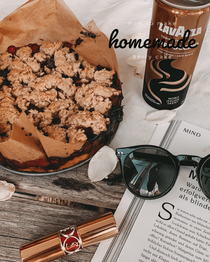 Leichter Beerenkuchen mit&nbsp;Streuseln