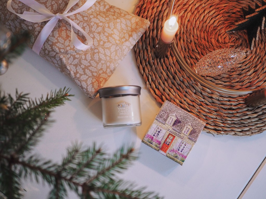 Kerze und Seife von Notino